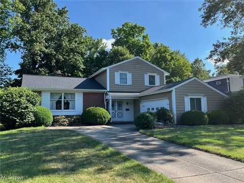 26127 Byron Drive, North Olmsted, OH 44070