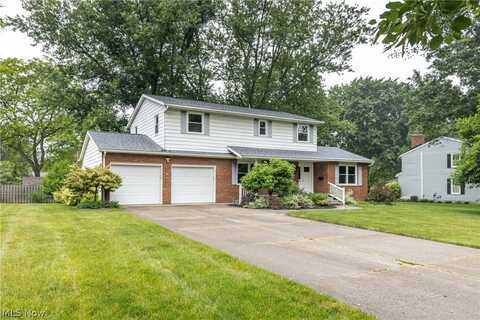 300 Tanglewood Trail, Wadsworth, OH 44281