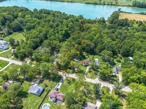 Bronson Road, Olmsted Twp, OH 44138