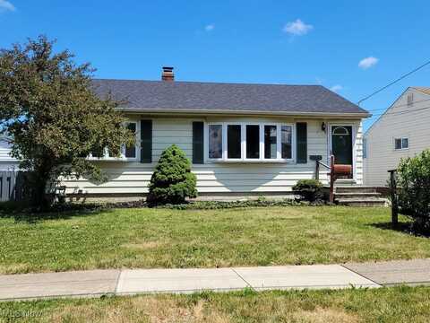 16380 Bowfin Boulevard, Brook Park, OH 44142