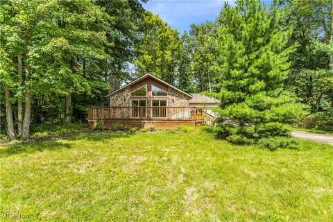 2053 N Plaza Drive, Roaming Shores, OH 44084