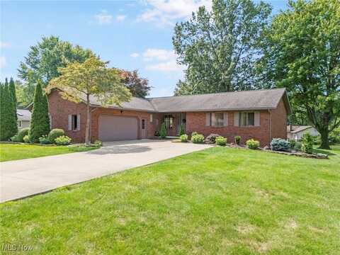 220 Vineyard Way, Doylestown, OH 44230