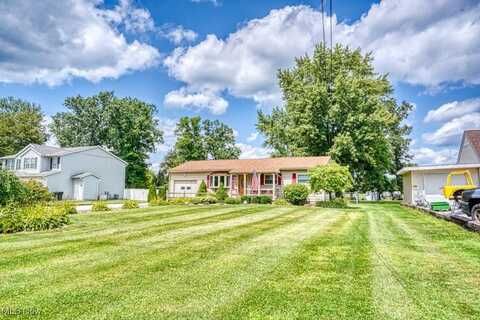 2591 Stewart Drive, Wadsworth, OH 44270