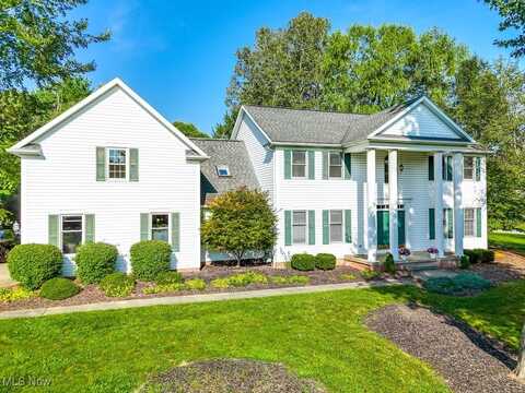 6784 Pinebrooke Drive, Hudson, OH 44236