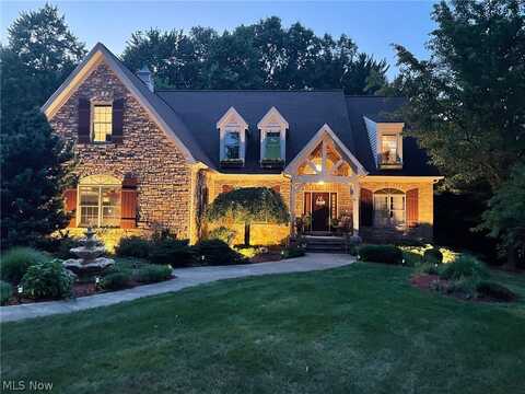 239 Ballantrae Drive, Northfield, OH 44067