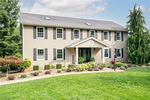 12345 Darrow Road, Vermilion, OH 44089