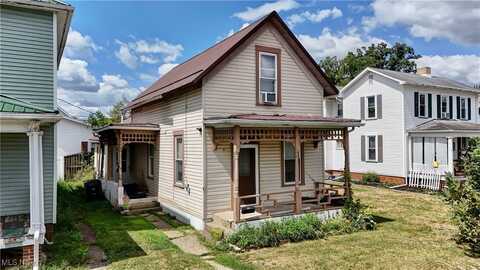 804 N Main Street, Uhrichsville, OH 44683