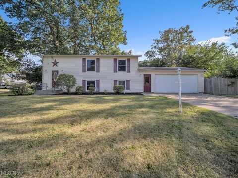 716 Regina Drive, Vermilion, OH 44089