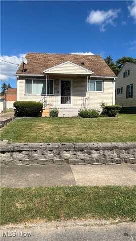 122 Freedom Avenue NE, Canton, OH 44704