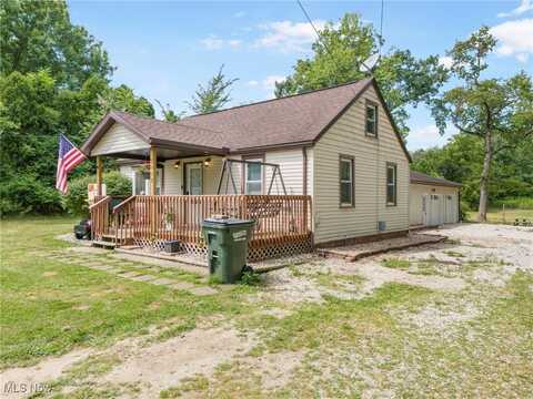 5813 Brinker Street SW, Navarre, OH 44662