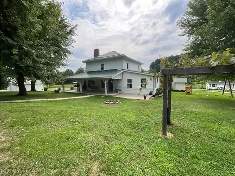 11181 Cullison Road, Frazeysburg, OH 43822