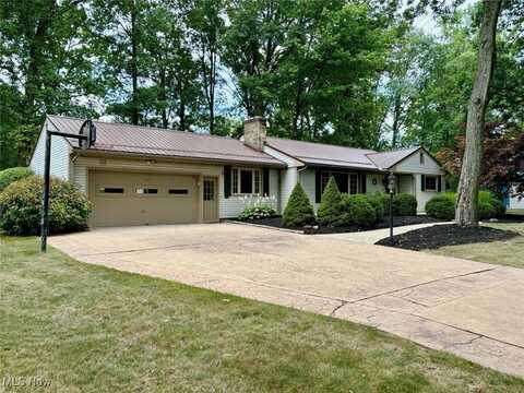 275 Sleepy Hollow Drive, Canfield, OH 44406