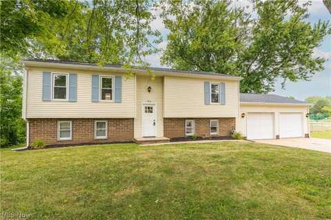 9830 Brown Avenue NW, Uniontown, OH 44685