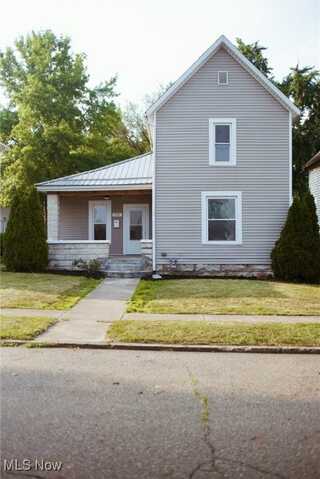 133 1st Street W, Strasburg, OH 44680