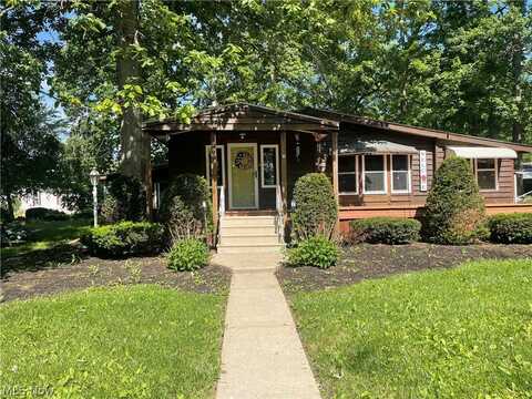 296 Ashwood Drive, Elyria, OH 44035