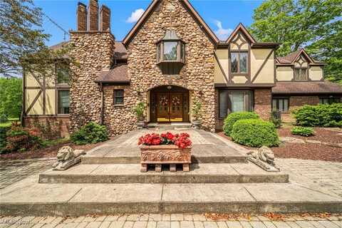 8801 Bunker Road, Orwell, OH 44076