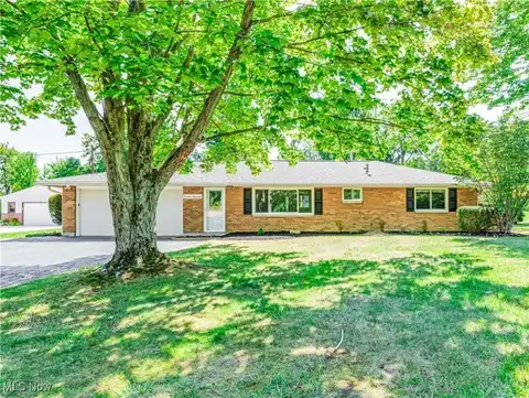 1458 Laurel Drive, Macedonia, OH 44056