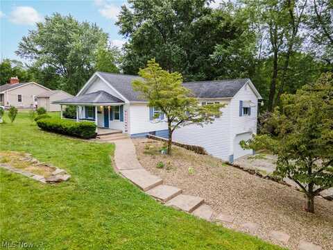 5852 Fairlawn Avenue, Hubbard, OH 44425