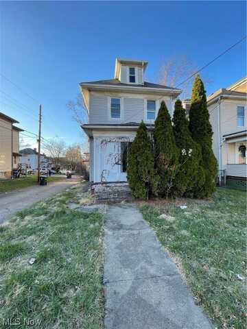 711 Wilkins Street, Steubenville, OH 43952