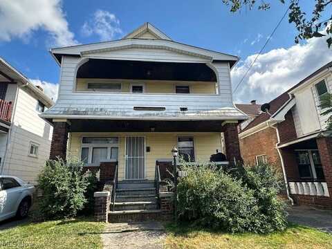 11006 Greenwich Avenue, Cleveland, OH 44105