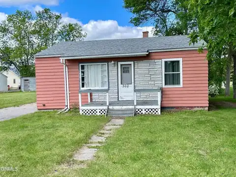 302 Grove Street, Lignite, ND 58752