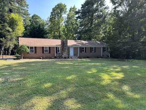 301 Middleton Avenue, Matthews, NC 28104