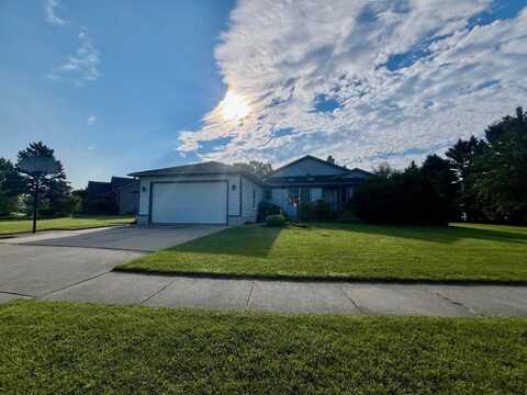 5195 Runnymede Drive, Holt, MI 48842