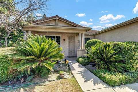 1678 Trebbiano Street, Tulare, CA 93274