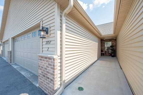 2157 Royal Crest Circle #2, Green Bay, WI 54311