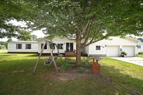 112 Woodhaven Street, Houghton Lake, MI 48629