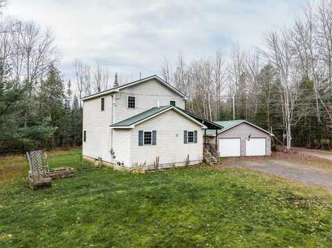 8 Martins Lane, Glenburn, ME 04401