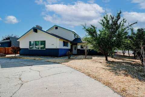 3108 W viola Ave, Yakima, WA 98902