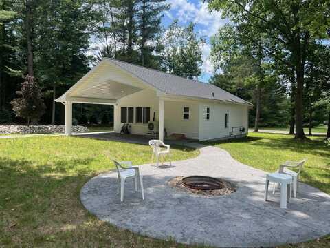 3313 Loxley Road, Houghton Lake, MI 48629