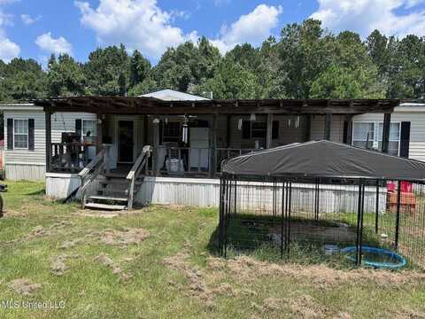 218 Highway 15, Beaumont, MS 39423