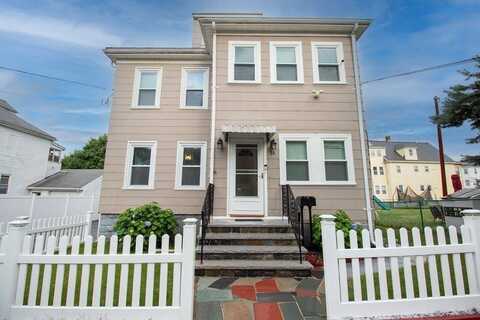 14 Hartford St, Norwood, MA 02062