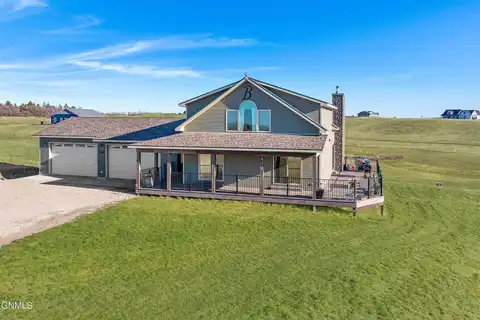 12932 Clark Court, Williston, ND 58801