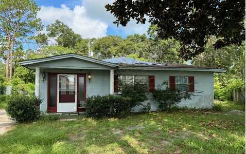 1402 LONGLEAF DRIVE, Live Oak, FL 32064