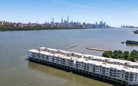 108 The Promenade, Edgewater, NJ 07020