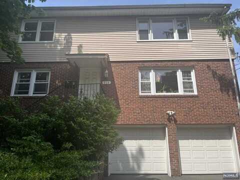 113 Myrtle Avenue, Fort Lee, NJ 07024