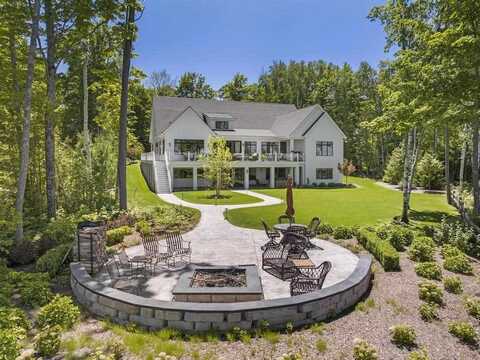 7404 N Preserve, Bay Harbor, MI 49770