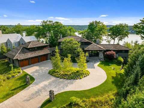 6273 Indian Garden, Petoskey, MI 49770