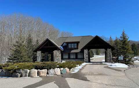 6141 Wintergreen Drive, Harbor Springs, MI 49740