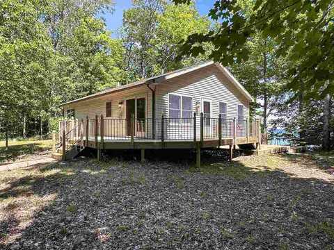 30180 East Side, Beaver Island, MI 49782