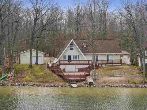 4772 NE Sands Park, Kalkaska, MI 49646