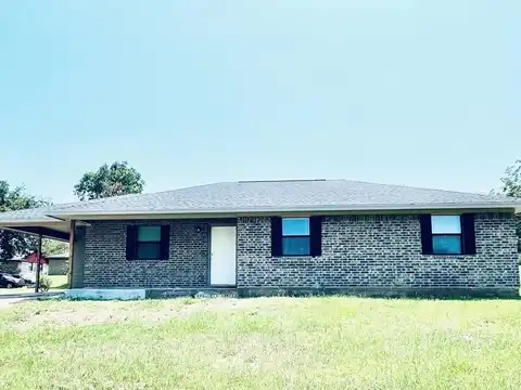 909 Overstreet Circle, Crockett, TX 75835