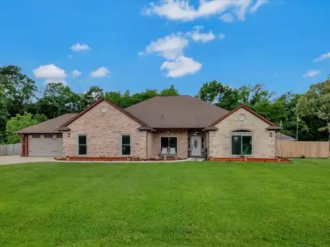 272 Creekwood Dr., Huntington, TX 75949