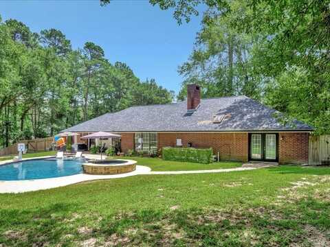 4015 Old Mills Run, Nacogdoches, TX 75965