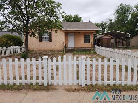 211 N Mesa Street, Carlsbad, NM 88220