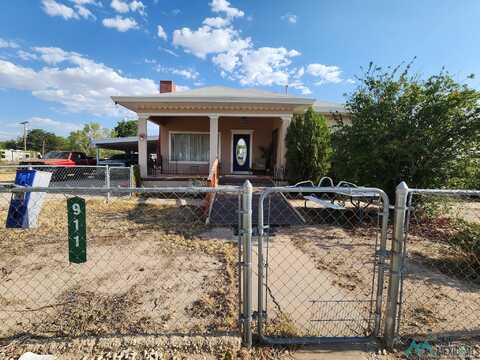 911 W Greene Street, Carlsbad, NM 88220