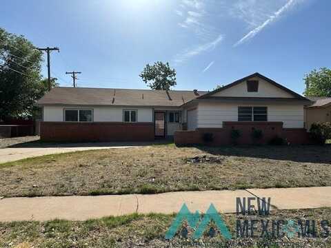 2504 Duckworth Avenue, Clovis, NM 88101